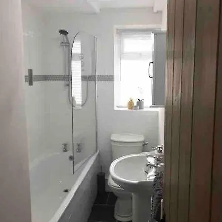 Holiday home Woodland In Cornwall With Walled Garden Helston